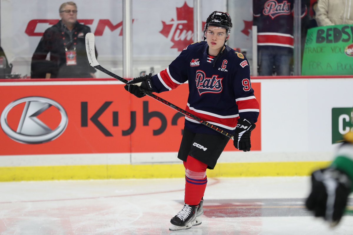 BR_OpenIce's tweet photo. Connor Bedard’s junior career is likely over after Regina was eliminated from the playoffs on Monday.

His final stats …

🌟 141 games played 
🌟 144 goals
🌟 291 points
🌟 794 shots on goal

G E N E R A T I O N A L 💫 https://t.co/T4nZ1hKzJ6