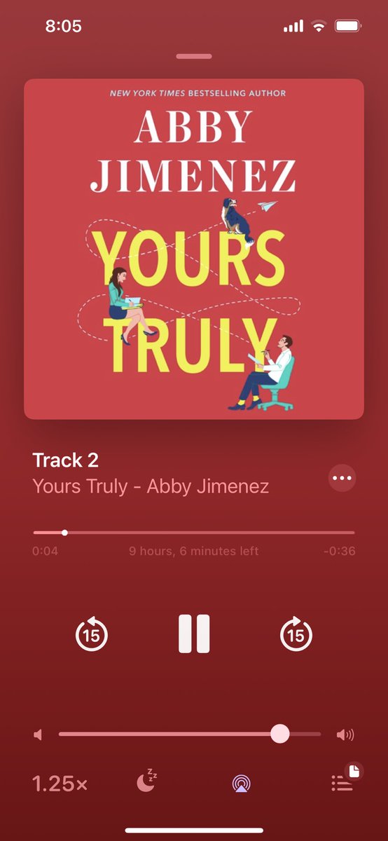A new <a href="/AuthorAbbyJim/">Author Abby Jimenez</a> book makes for a great morning walk ☀️🕶️♥️