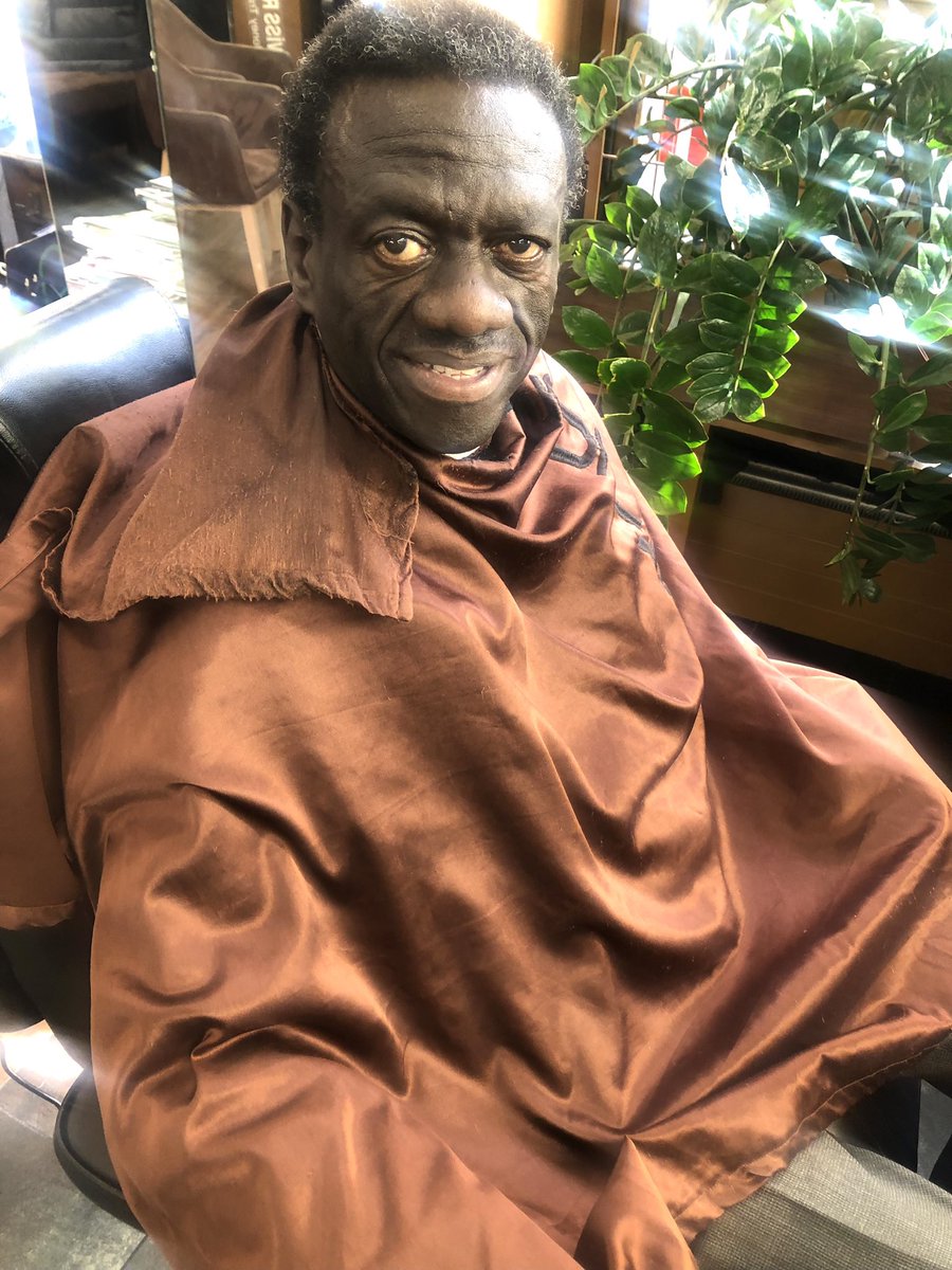 kizzabesigye1's tweet photo. Thankfully, I am back home at Kasangati. Having felt quite unwell during early Feb, I travelled abroad to seek a better assessment.

The doctors, among others, advised that I take a therapeutic rest, which I dutifully did- staying with family in Geneva. https://t.co/rvFOS8jRzK