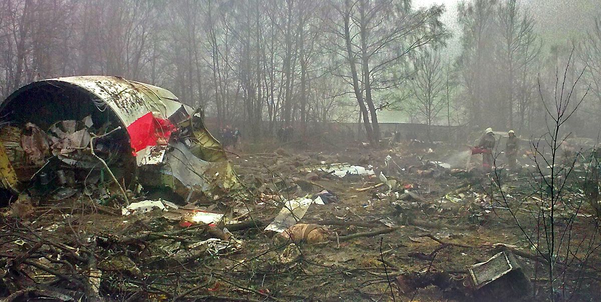 🇵🇱 Польская делегация во главе с послом прибыла в Смоленск на ежегодную траурную церемонию в честь гибели президента Леха Качиньского и остальных жертв Катынского расстрела.