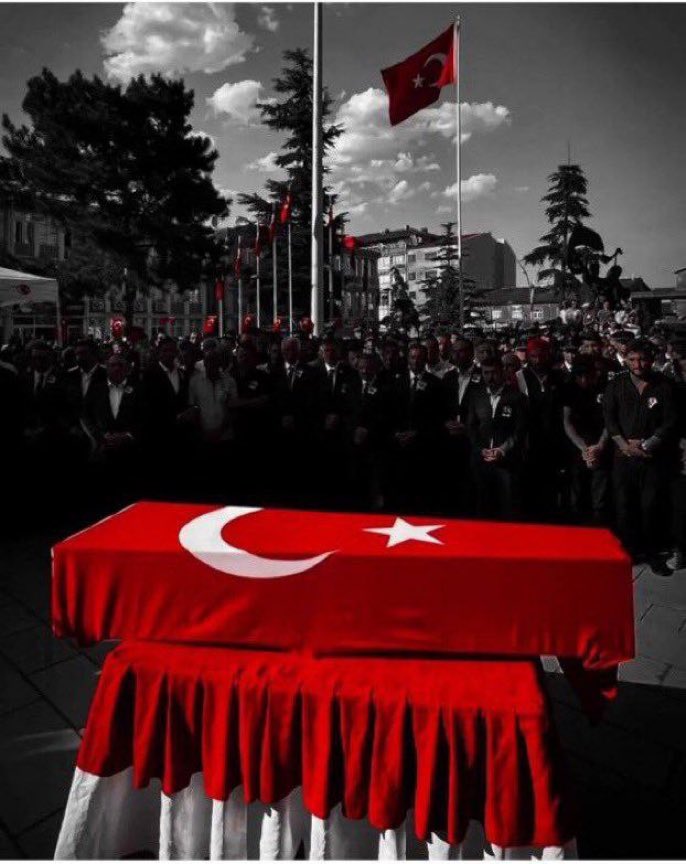 #ReisSözleşmeUzmÇvşaDert
Bedeli kanla ödenen toprakların savunmasında sözleşme kabul edilemez ❗
<a href="/RTErdogan/">Recep Tayyip Erdoğan</a> <a href="/dbdevletbahceli/">Devlet Bahçeli</a> <a href="/BY/">Binali Yıldırım</a> <a href="/alitilkici38/">Ali Tilkici 🇹🇷</a> <a href="/dijital/">Dijital</a>