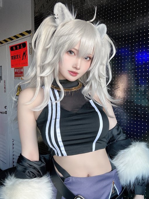 Twitterのコスプレ画像15