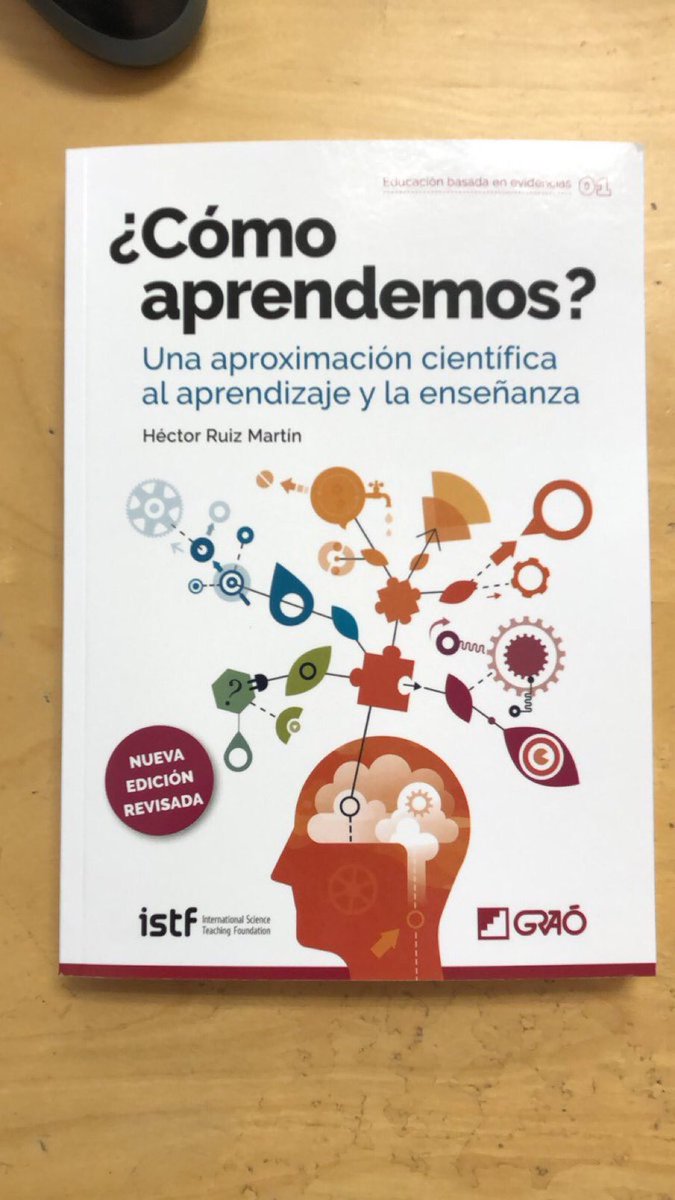 tolobv's tweet photo. Millones de gracias @hruizmartin por hacer de la ciencia algo tan didáctico. Nunca ninguna obra había conseguido aunar tanto mi parte personal con la profesional (alumno-profesor). Una maravilla que provoca releer desde la curiosidad y las buenas explicaciones. #recomiendo 👏👏 https://t.co/Jhf5hiCceV
