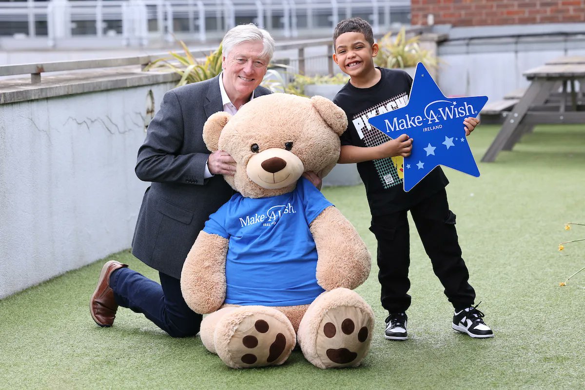 MakeAWish_ie's tweet photo. We are delighted to announce that ahead of Wish Week we are joining forces with @NewstalkFM who will be raising awareness and much needed funding to help us grant life-changing wishes!

To get involved with Wish Week or make a donation, click here > https://t.co/oifuii3Wlw https://t.co/viA28knpWc