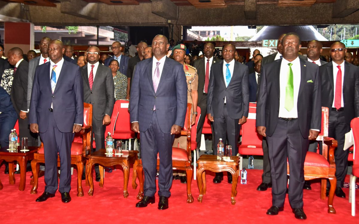 EmmaKE_100's tweet photo. His Excellency @WilliamSRuto ,@rigathi and PCS @MusaliaMudavadi at KICC at the release of #PerformanceContractingKE report https://t.co/hSGYcrPQmC