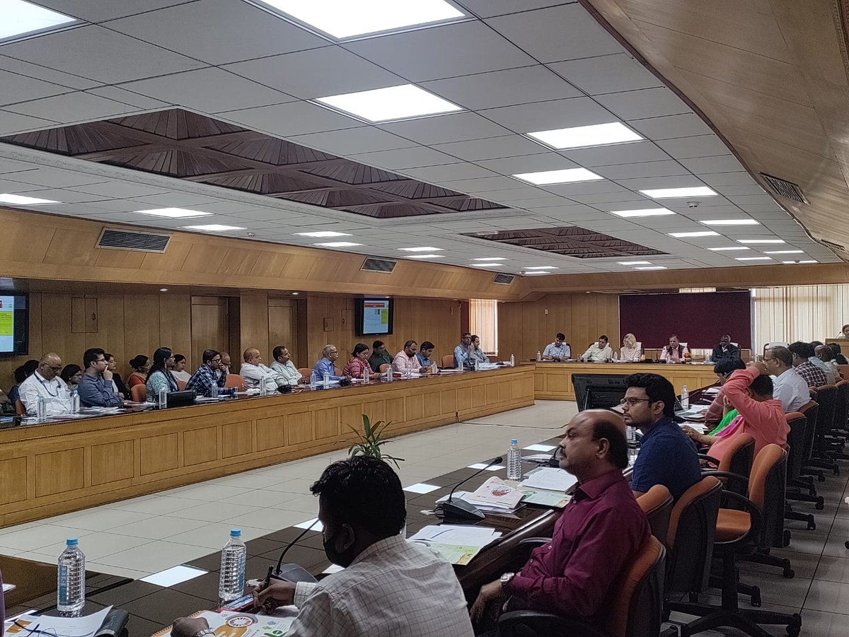 uppanchayatiraj's tweet photo. Workshop on Localization of Sustainable development Goals with Line departments in the Chairmanship of APC Mr. Manoj Kumar Singh @apcuttarpradesh @CMOfficeUP https://t.co/Pq3VqpwNtG
