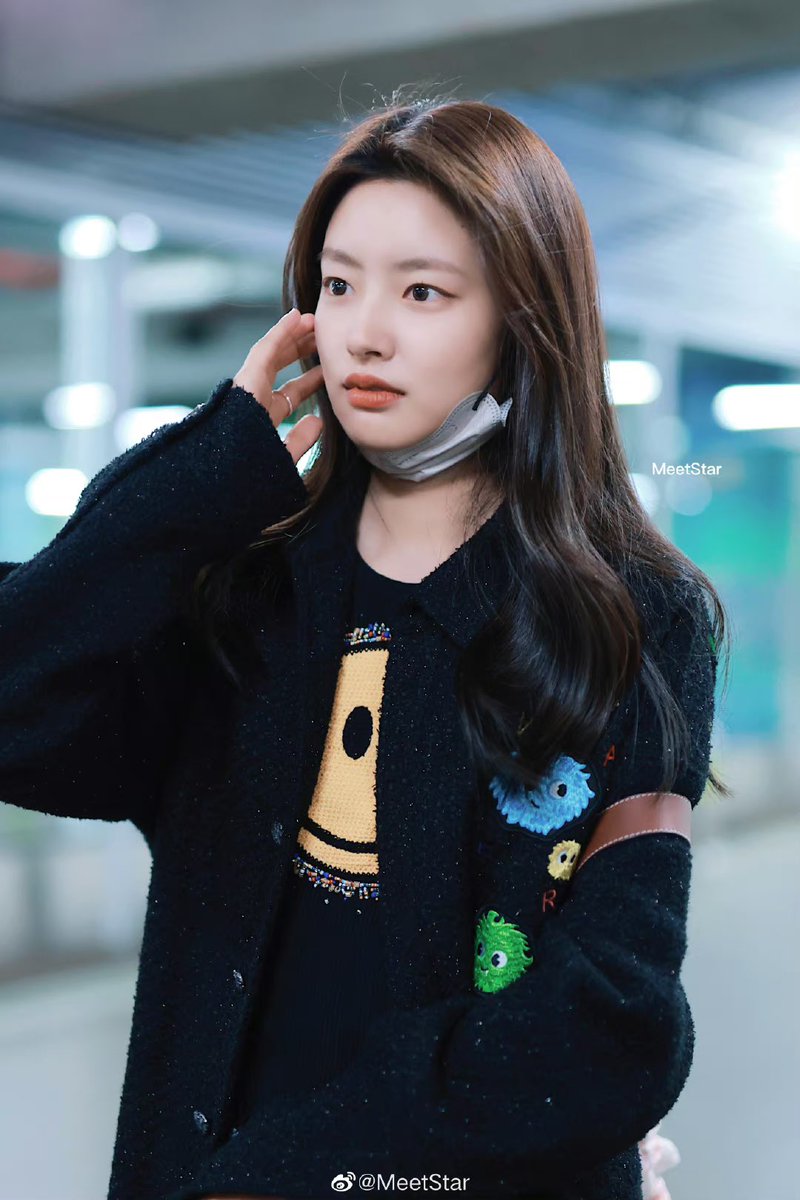 Xu Ruo Han 徐若晗 Archive on Twitter: 