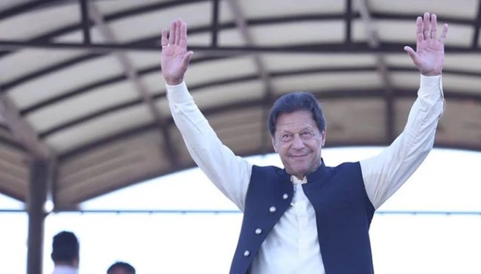 news_inview's tweet photo. A district and sessions court on Tuesday dismissed the petition filed by the Election Commission of Pakistan (ECP) seeking an early hearing of the Toshakhana case https://t.co/jcFPuiZZiK