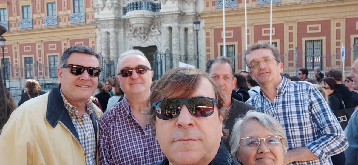 ISAndaluza1's tweet photo. En @AndaluciaJunta no sobra nadie.

El personal interino desempeña un servicio público, cuyo cese supondrá una paralización de los servicios.

Reclamamos agilidad en los procesos y recuperar al personal cesado. 

#SOSinterinos #interinos #ISAsindicato https://t.co/km4AoydRqV