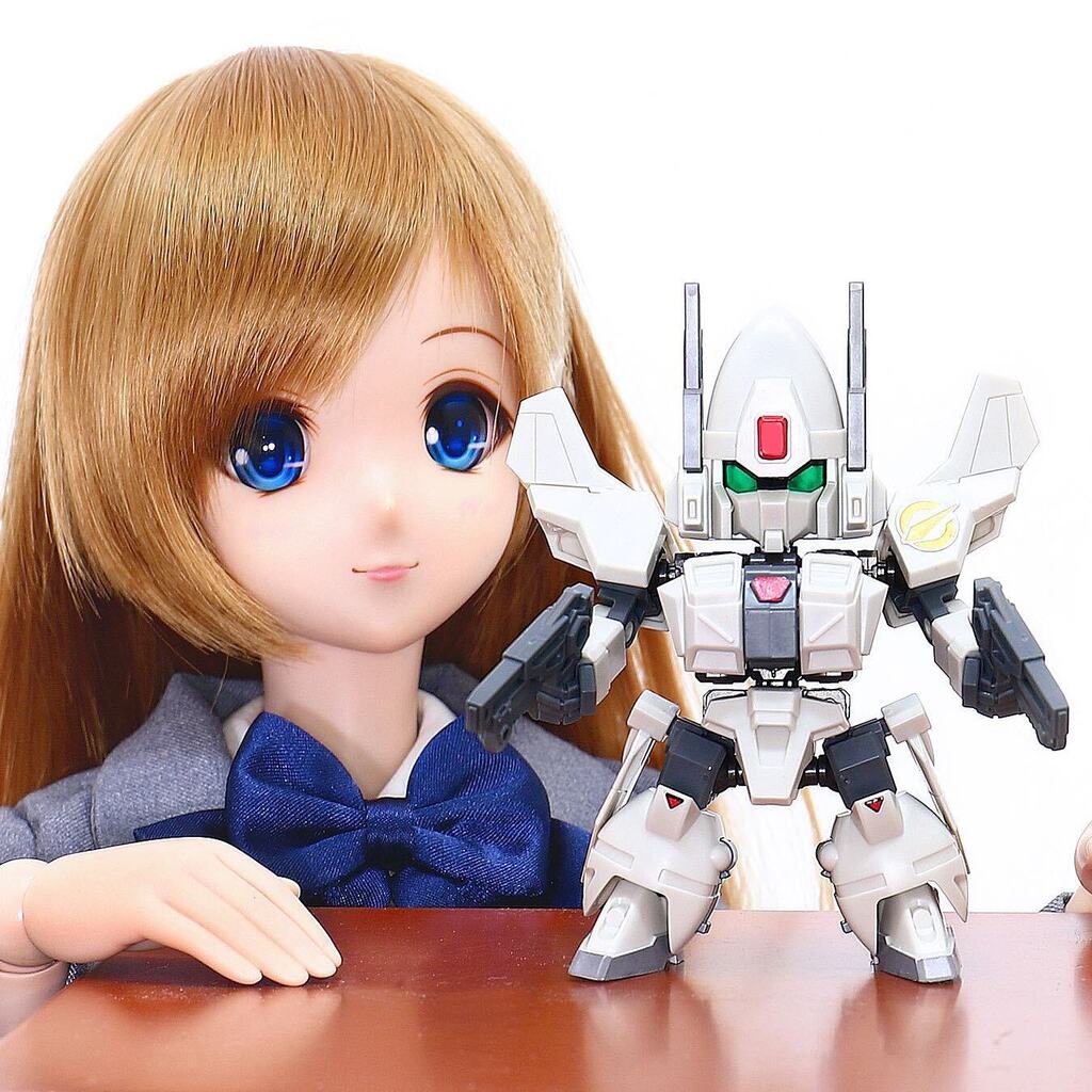 smartdoll_pmbs's tweet photo. #smartdoll #ドール #doll #うちのこかわいい #ドル撮 #末永みらい #エヴォロイド #evoroids #大河原邦男 https://t.co/tt87eBqr5H https://t.co/MX9iuGIiCj