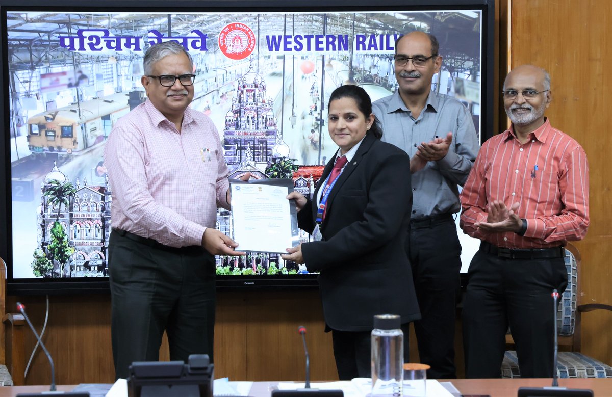 Western Railway on Twitter "GM/WR Shri Ashok Kumar Misra felicitated