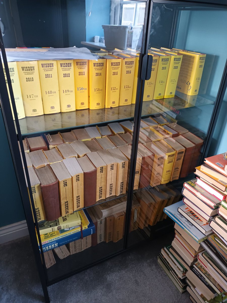 @WisdenAlmanack @NaughtiusMaxi10 #mywisdencollection Every edition since 1946, plus 1925, 1926, 1930, 1931, 1934, 1935 and 1939. Also got various anthologies, history of test cricket and a very understanding wife !