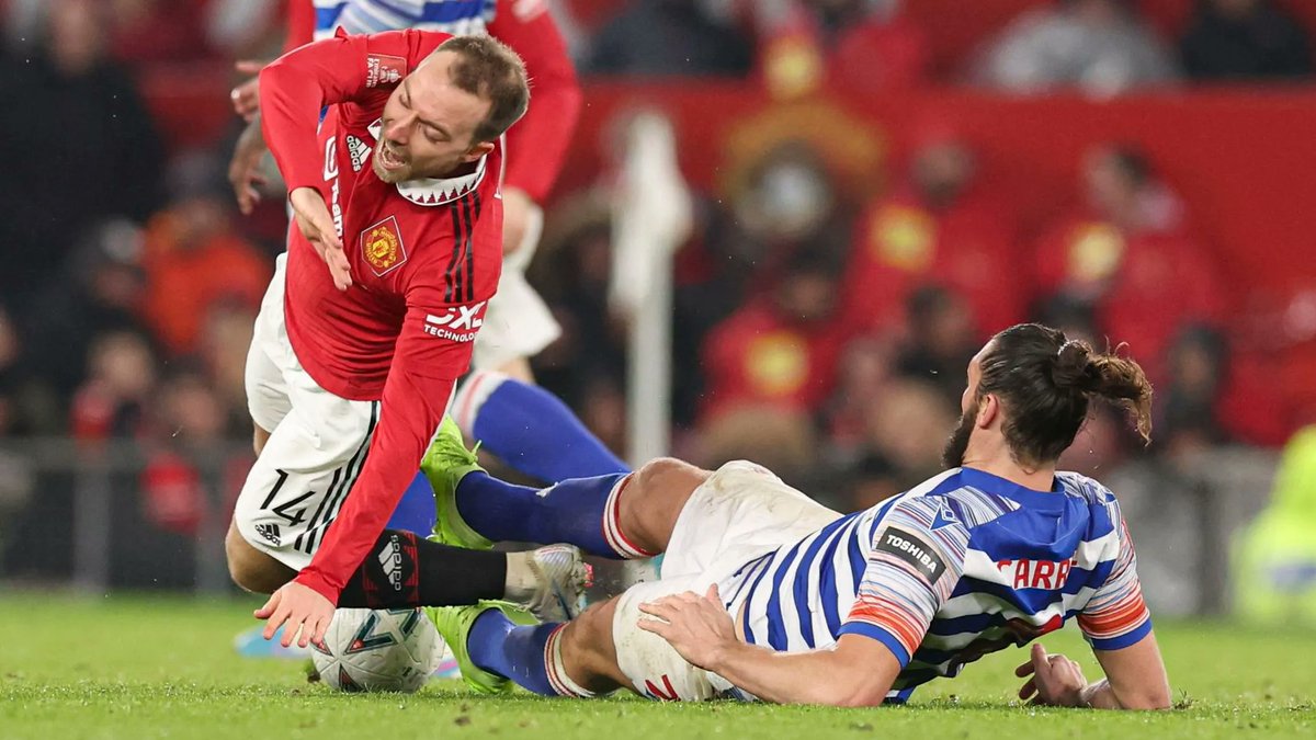 UnitedStandMUFC's tweet photo. Eriksen on his injury: "Yeah, I felt something [straight away]. Normally, if you roll your ankle, you feel a bit of awareness and I actually stood up and I felt fine, I felt pretty stable. But then I did feel like something else." [mu] #mufc https://t.co/hXehkUAeJV