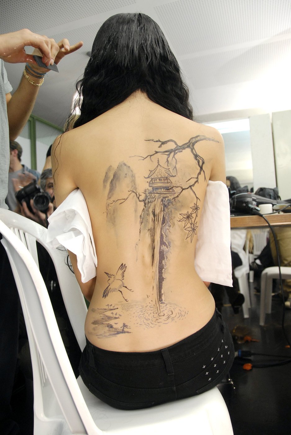 112 Celebrity Upper Back Tattoos | Steal Her Style