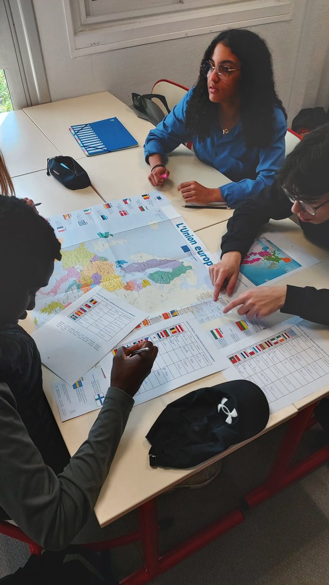 Lycée Lautréamont tweet media
