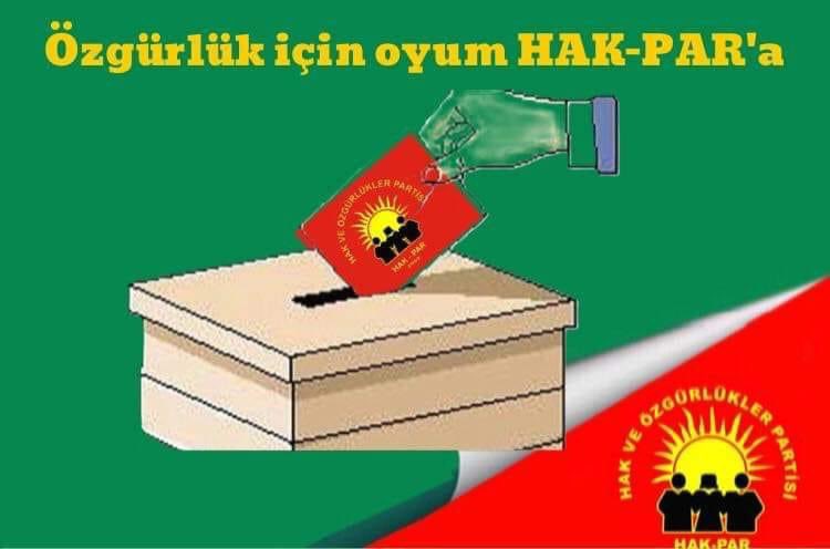 MAli85497983's tweet photo. Değerli kadınlar sizler hep dışladınız ve ikinci sırada yer aldınız bunu sonlandırmak sizin elinizde sizlerde aynı sırada ve eşit bir şekilde yaşamalısınız buna evet diyorsanız ki demeniz gerekiyor onun için HAK-PAR’ı seç. https://t.co/X7t0W0KN9u