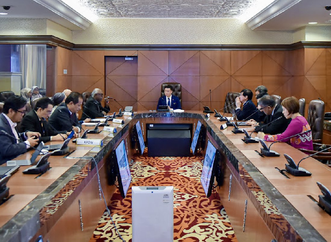 Kerajaan perpaduan akan membawa satu lagi berita baik yang bakal diumumkan oleh YAB PM <a href="/anwaribrahim/">Anwar Ibrahim</a> menjelang Hari Raya Aidilfitri tahun ini. Stay tuned!  <a href="/kpkt_gov/">KPKT</a>  #MalaysiaMADANI