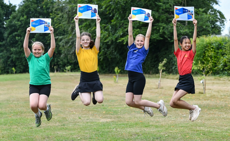 Discover the #StepIntoTheNHS schools’ competition and the breadth of roles available in the NHS. Celebrate the NHS’ 75th birthday with fantastic new prizes to be won this year! stepintothenhs.nhs.uk/primary-school…

#carecareers #schoolsengagement