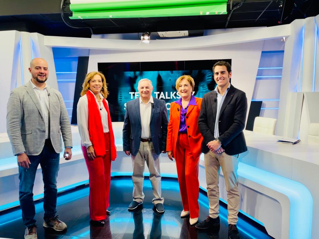 skiller_edu's tweet photo. 🎥 Nuevo MakingOn de Tech Talk con:

- Beatriz Delgado Suárez- CEO @MindshareSpain

- Mikel Grande - Chief Marketing and Innovation Officer en @GrupoAAguinaga

- Cristina Vicedo Alvarez, Presidenta de @AebrandORG CEO de Sincerely

- Juan Antonio Muñoz-Gallego - Socio de Skiller https://t.co/Z24yI586AU