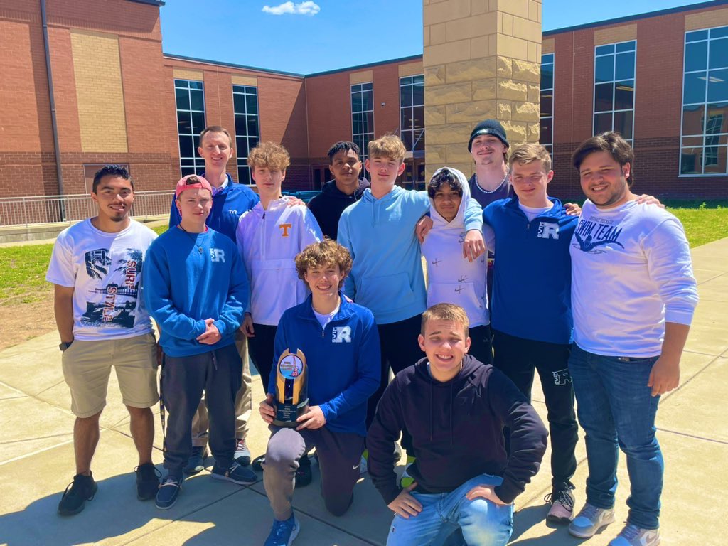 RockvaleSwim's tweet photo. They are all so proud and excited to have their division trophies! #divisionrunnerup #tiedboyschamps #ladiesrunnerup @RockvaleHS_Ath @MTHSSAswim https://t.co/gTAF3npMSh