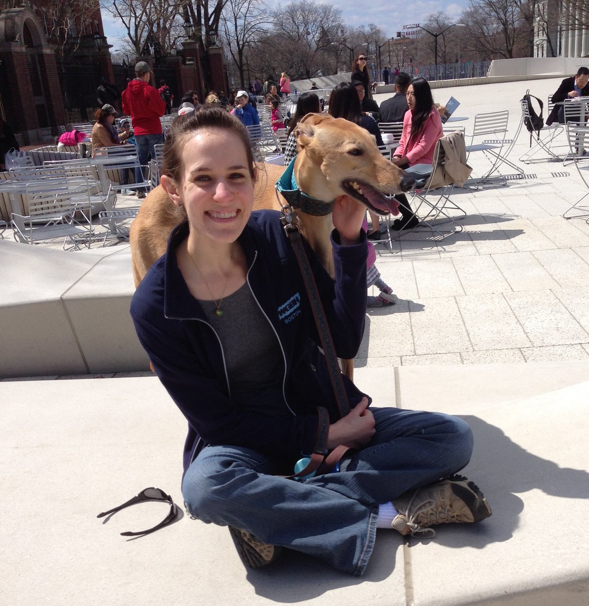 To celebrate the 9th anniversary of Frugalwoods, I'm revisiting old posts to see how my thoughts have changed. Today I revisit my 2015 beauty manifesto: frugalwoods.com/2023/04/11/rev…