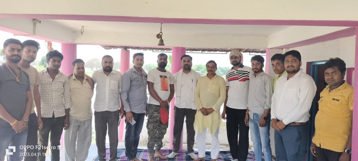 MudrikaPatel4's tweet photo. भारतीय जनता पार्टी मंडल खटखरी मे चौपाल कार्य  क्रम मे सामिल हुआ https://t.co/rpje4UPfKa