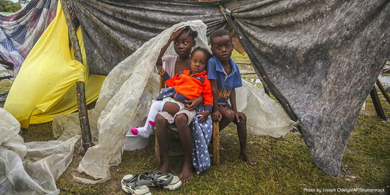SaveChildrenEs's tweet photo. 🚨Casi la mitad de los niños y niñas de #Haití se enfrentan a una hambruna aguda por la violencia, las tensiones climáticas y el aumento de la inflación, factores que han contribuido a empeorar la situación desde el devastador terremoto de hace 18 meses: https://t.co/AZMRhsvebX https://t.co/TfGm4ZfVJA