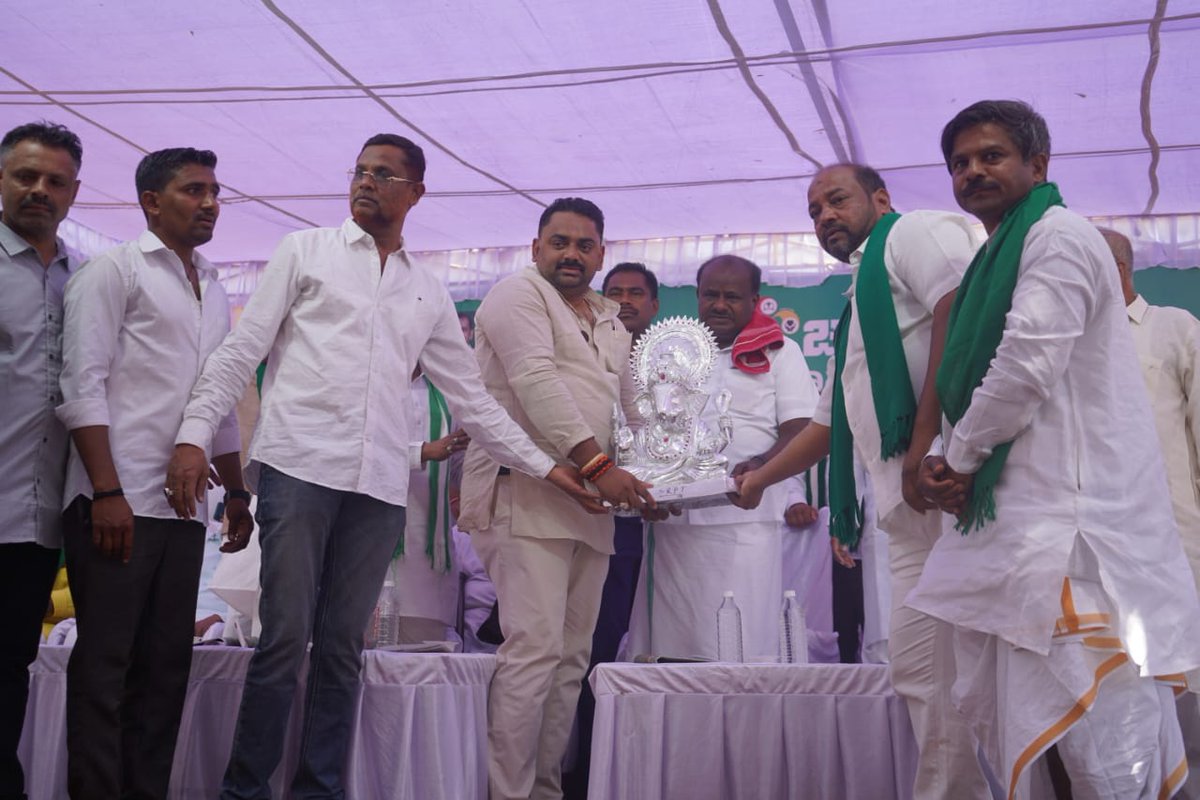 hd_kumaraswamy's tweet photo. https://t.co/rC1aXdJ8Ja