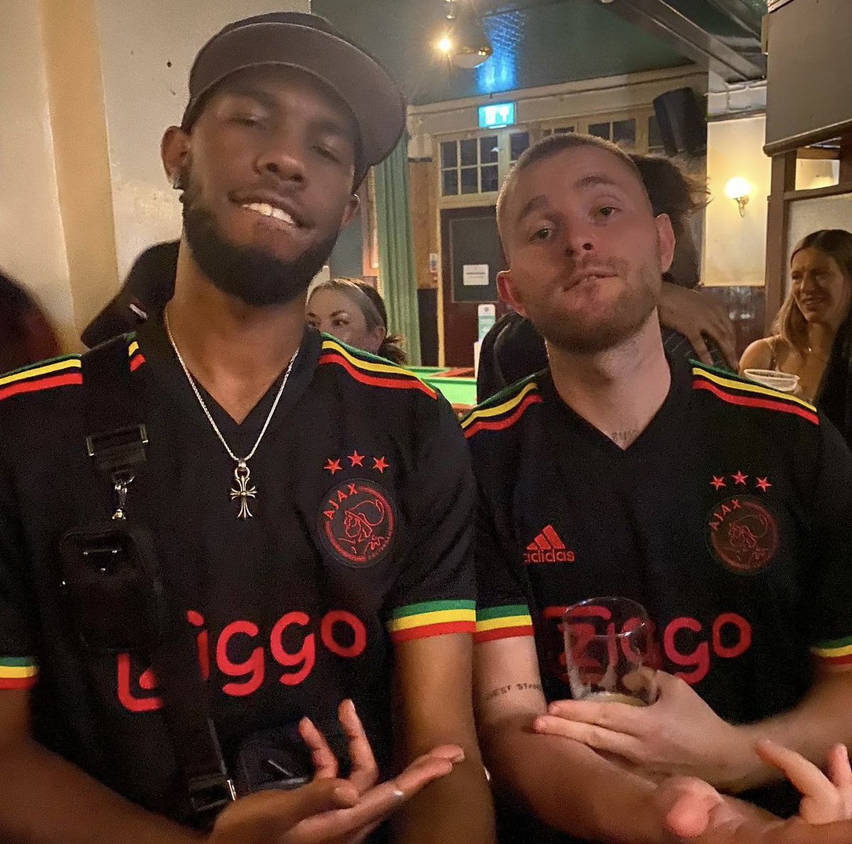 Gil Hogarth tweet media