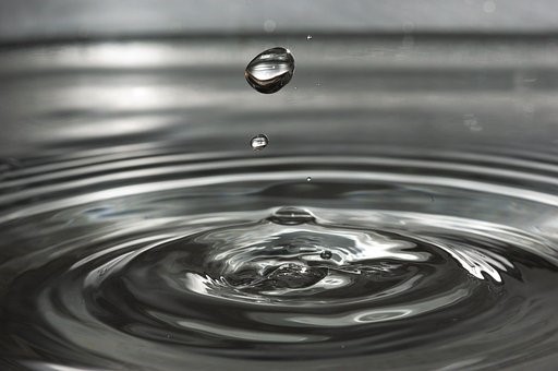 England_Boxing's tweet photo. STRESS AWARENESS MONTH π₯
12th April: Drink enough water! Water improves your skin clarity, kidney function, energy levels and joint health, as well as many other benefits π
β‘οΈ https://t.co/BohCX2KpFf
#BoxInMind #EnglandBoxing https://t.co/tFaraoWKTw