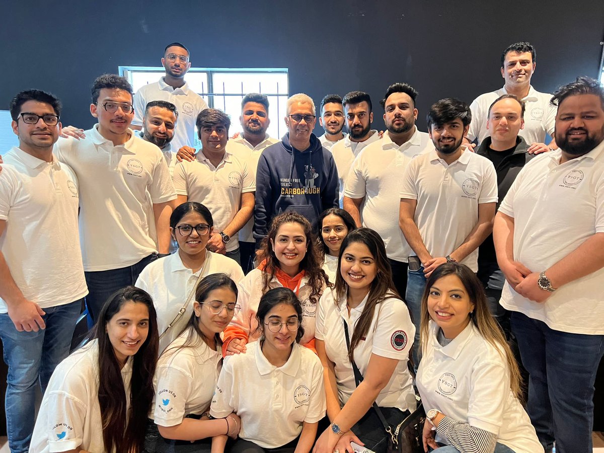 Young Indian volunteers of YSGT studying in Toronto took a day off to donate food supplies and other essentials to charitable organisation, Feed Scarborough on 9 th April, 2023 to promote and value #communityservices in #TorontoCanada  #charity