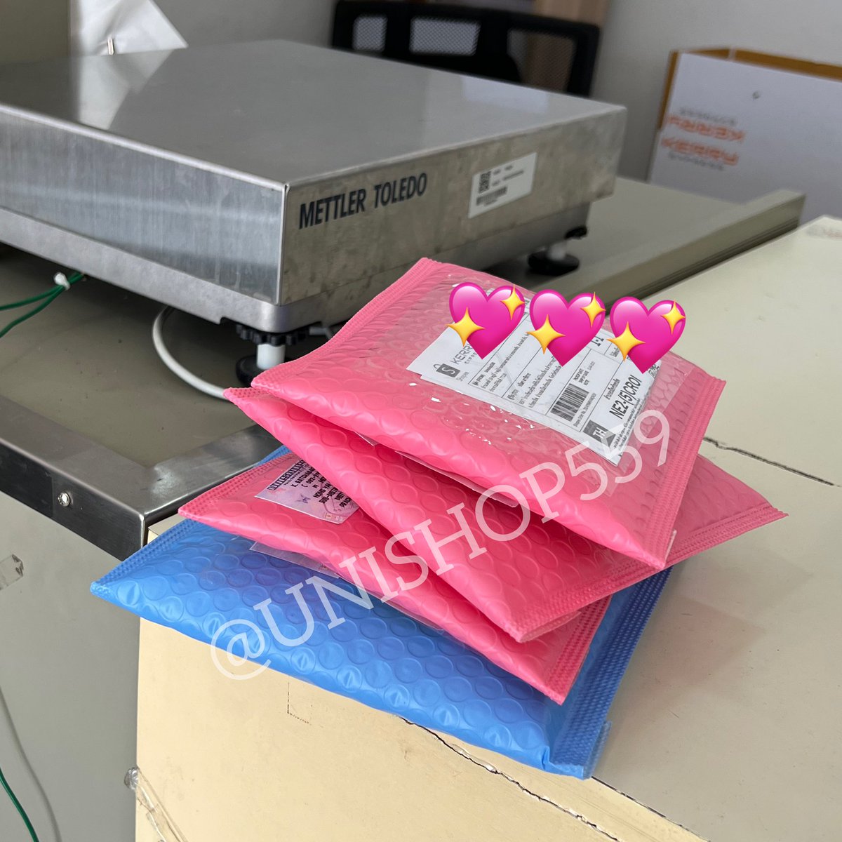 unishop559's tweet photo. Tracking Number - 📮
11.04.2023
Copy tracking numberในลิงค์ได้เลย
🔗 https://t.co/kLympLcBdf
สอบถามเพิ่มเติม DM
รบกวนอ่านข้อความในเมนชั่นด้วยน้า
Thank you 🙏🏻
#unishoptracking 🙇🏻♀️📦 https://t.co/R7P8aLzkl7