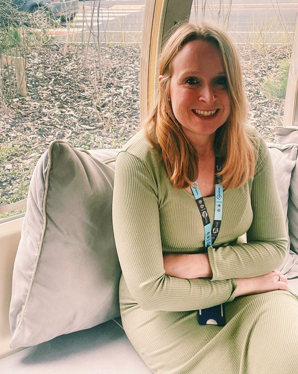 swpolice's tweet photo. #ICYMI | Heather Giles was diagnosed with Young Onset #Parkinsons at just 38.
She bravely told #HumansofSWP how receiving her diagnosis actually made her “feel a million times better”.
To mark #WorldParkinsonsDay, we share her inspiring story again: https://t.co/WCj31NTOO2
💙 https://t.co/7ZDi3A4NVG