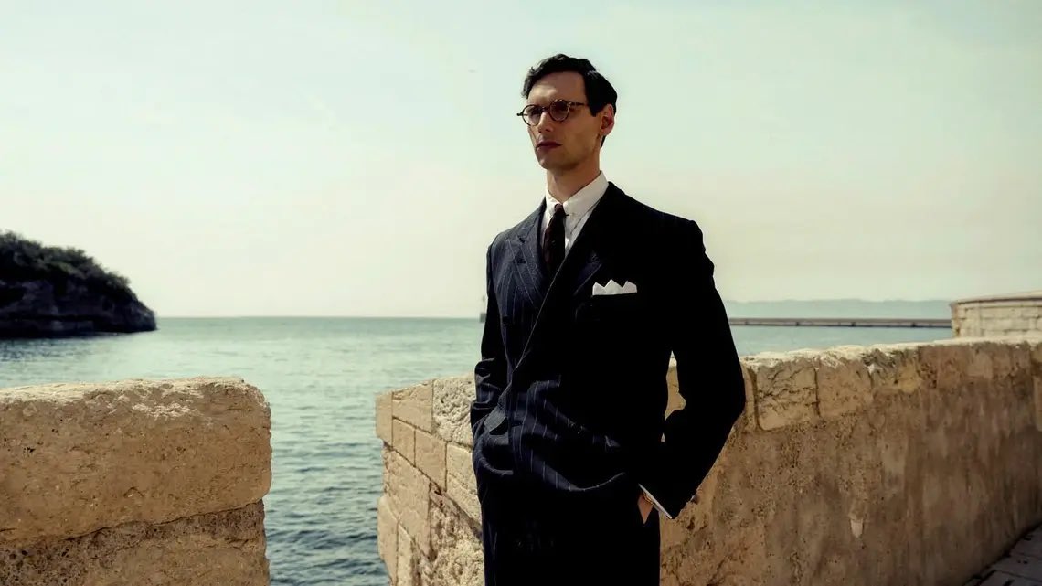 jadeifrt's tweet image. Un grand merci à la série Netflix #Transatlantic d’exister. 

Plus d’info en dessous 👇