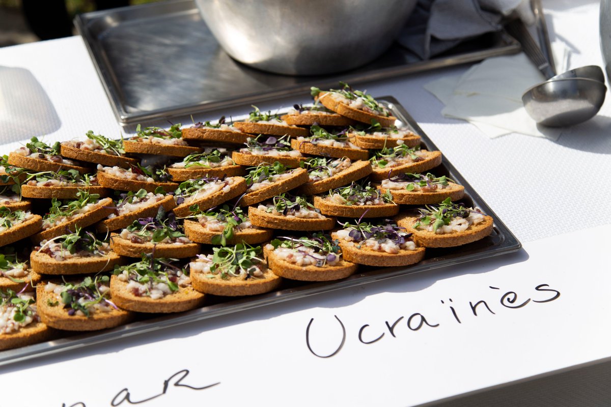 FMFontanilles's tweet image. L'1 d'abril vam celebrar un concert #solidari per les famílies d'Ucraïna al #MonestirdeSantaClara 🏡de la
@FMFontanilles a #Fortià 

El concert de música jazz "The Magic Sounds of Violin" de @festivalitinera 

Notícia i fotos del dia⬇️ 📷 
lnkd.in/dNhb5PKx