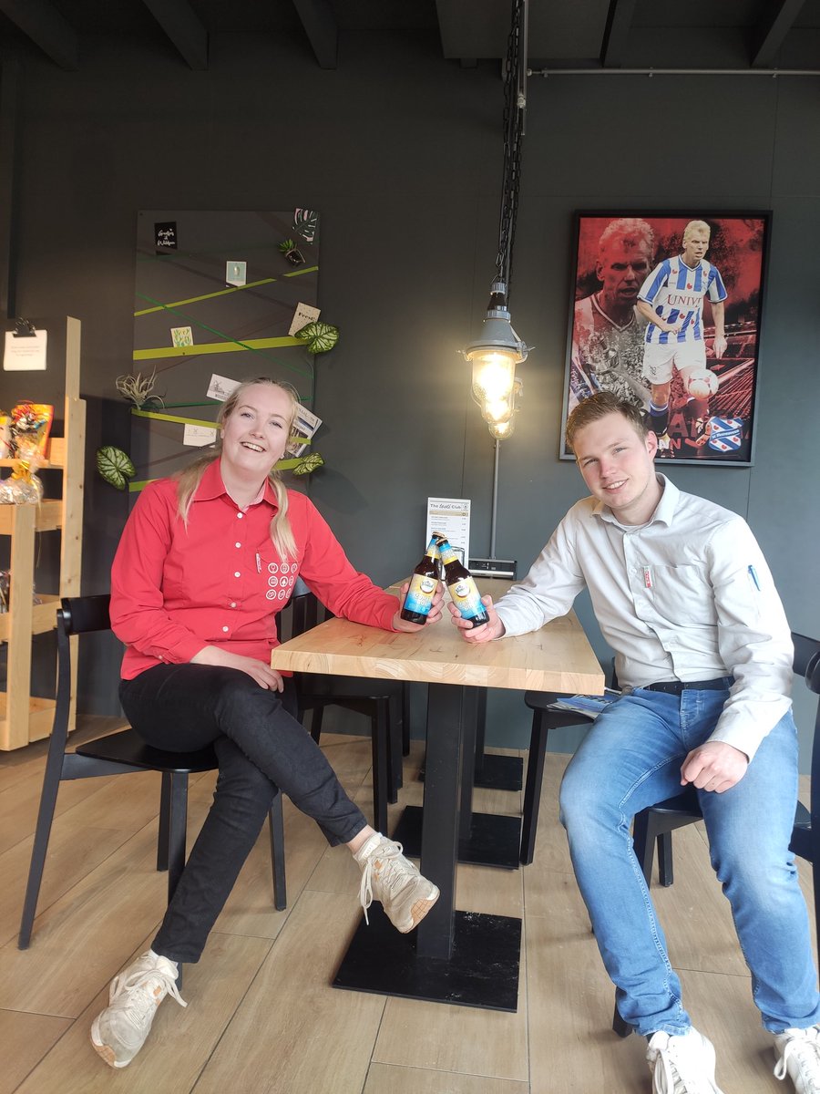 Sparwoudsend's tweet photo. NIEUW PRODUCT || Helaas geen AGF-aanbieding voor vandaag. Maar in plaats daarvan hebben we iets beters; lentebier! Ze zijn er eindelijk weer! Geniet onder de lentezon van een verfrissend biertje van O.A Grolsch, Hertog Jan, Gulpener en Leffe!

Is het al weekend? https://t.co/ynIWEeexga