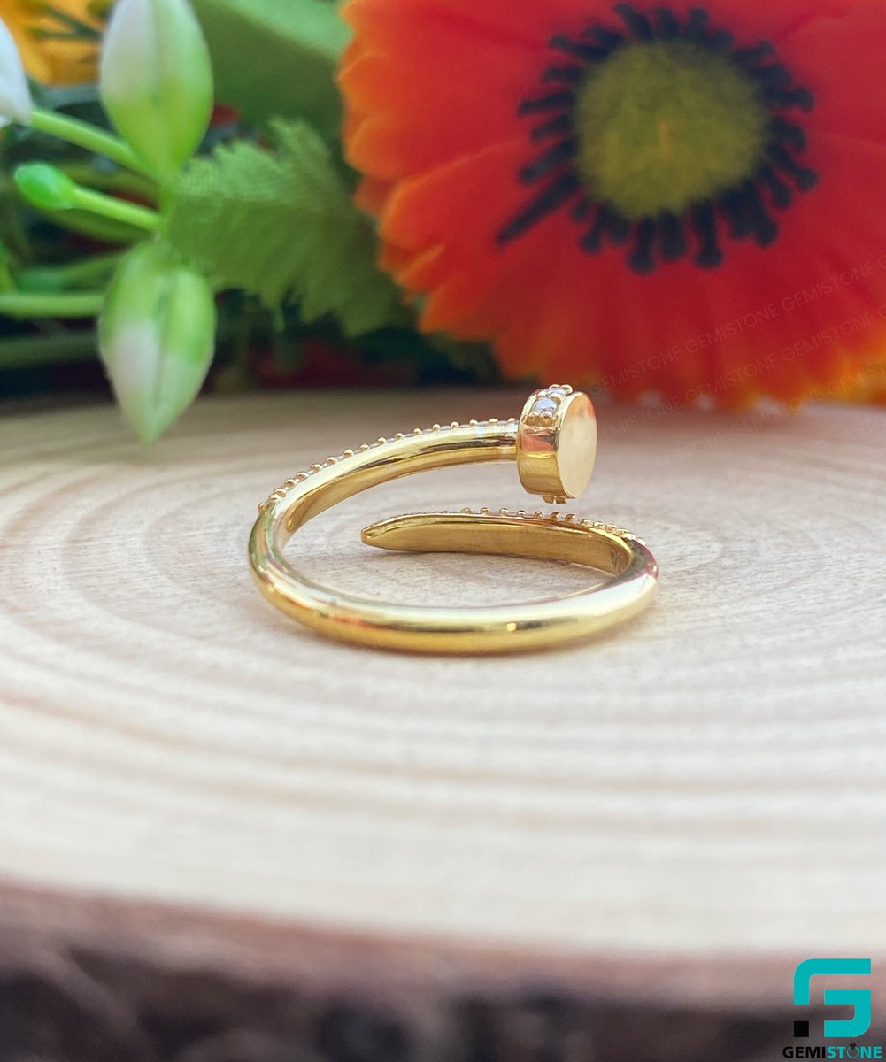 gemistones's tweet image. Round Moissanite Open Diamond Nail Ring!! 
Love It....🤩💖

DM For Price!!

#gemistone #openring #opendiamondring #nailring #nailscrewring #moissanitering #FreeShipping ✈🌎