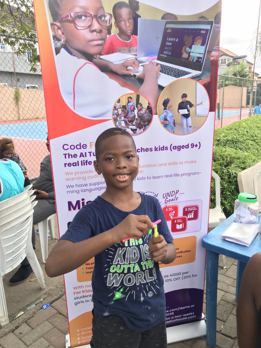 CodeFunhouse's tweet image. Coding is an essential skill for kids to learn in a world that is becoming more digitalized. These transferrable skills allow kids to think analytically and solve problems.

Sign up your kids for a two weeks FREE trial!
#codingisfun #codingforkids #funactivitiesforkids