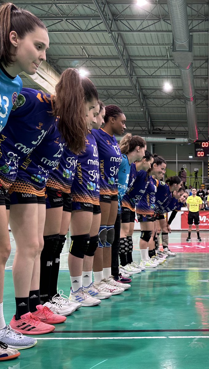 🫵🏽 Este fin de semana... FINAL de liga regular en LA ARENA‼️
⚠️ Mucho en juego en nuestro partido de <a href="/IberdrolaDHF/">Liga Guerreras Iberdrola</a> 🆚 @SportingLR 

💥PROMOCIÓN 2️⃣x1️⃣ 

➡️ Con tu abono (Iberdrola/Europa)🟰Acompañante gratis 👭🏽
➡️ Entrada libre🟰2 al precio de 1 💶

¡Te esperamos!
#somoscalzada 💜