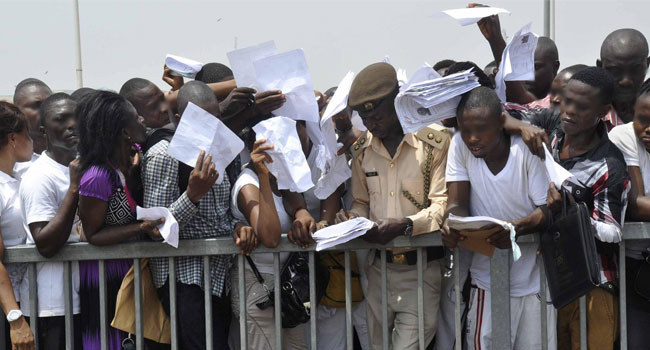 channelstv's tweet photo. Nigeria’s Unemployment Rate To Rise To 41% In 2023- KPMG
https://t.co/lwatmjJ3p8 https://t.co/8lEbJNa3vL