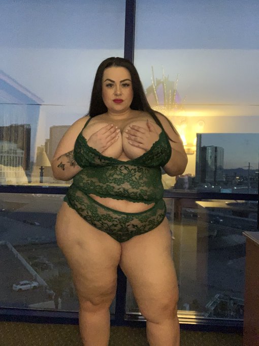 Manyvids sale! All content 25% off https://t.co/2sRHhtzlhP https://t.co/KSlOfujCsT<a href="/tag/newprofilepic"class="tags"><span>#newprofilepic</span></a>