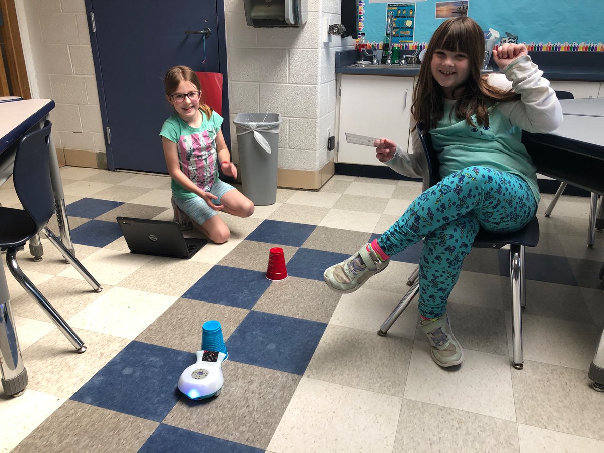 CaraBellMI's tweet photo. The Robot Oreos are having fun working with lights, sounds, and sensors. We created a function so Ori can use “echolocation” to avoid obstacles. #GirlsSolveIT #FordGirlsinSTEM https://t.co/d2nuJSNbD2
