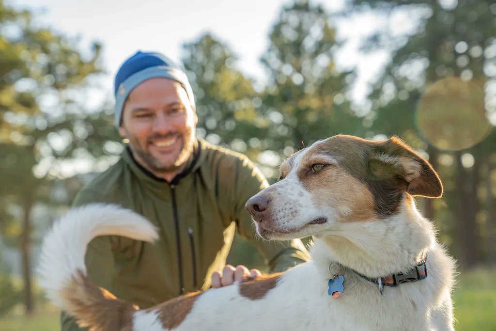 Minus33's tweet photo. Happy #NationalPetDay! We're sharing the dogs (and feline) of Minus33!
Tag us in your photos with your four-legged trail partner enjoying the adventure for a chance to be featured! https://t.co/qsW65PEaON