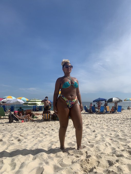 Watch Inst:@greyceoficial_'s leaked NSFW photo on TwXstars