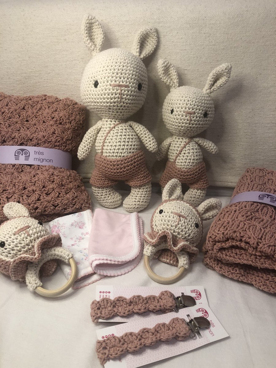 Tatita3Mignon's tweet photo. Dicen que si compartís esta foto, voy a vender más y voy a estar muy agradecida con vos.🫶🏼😉

Buscame acá 👇🏼

https://t.co/VJVUuxAmkP https://t.co/oAf7qvG675