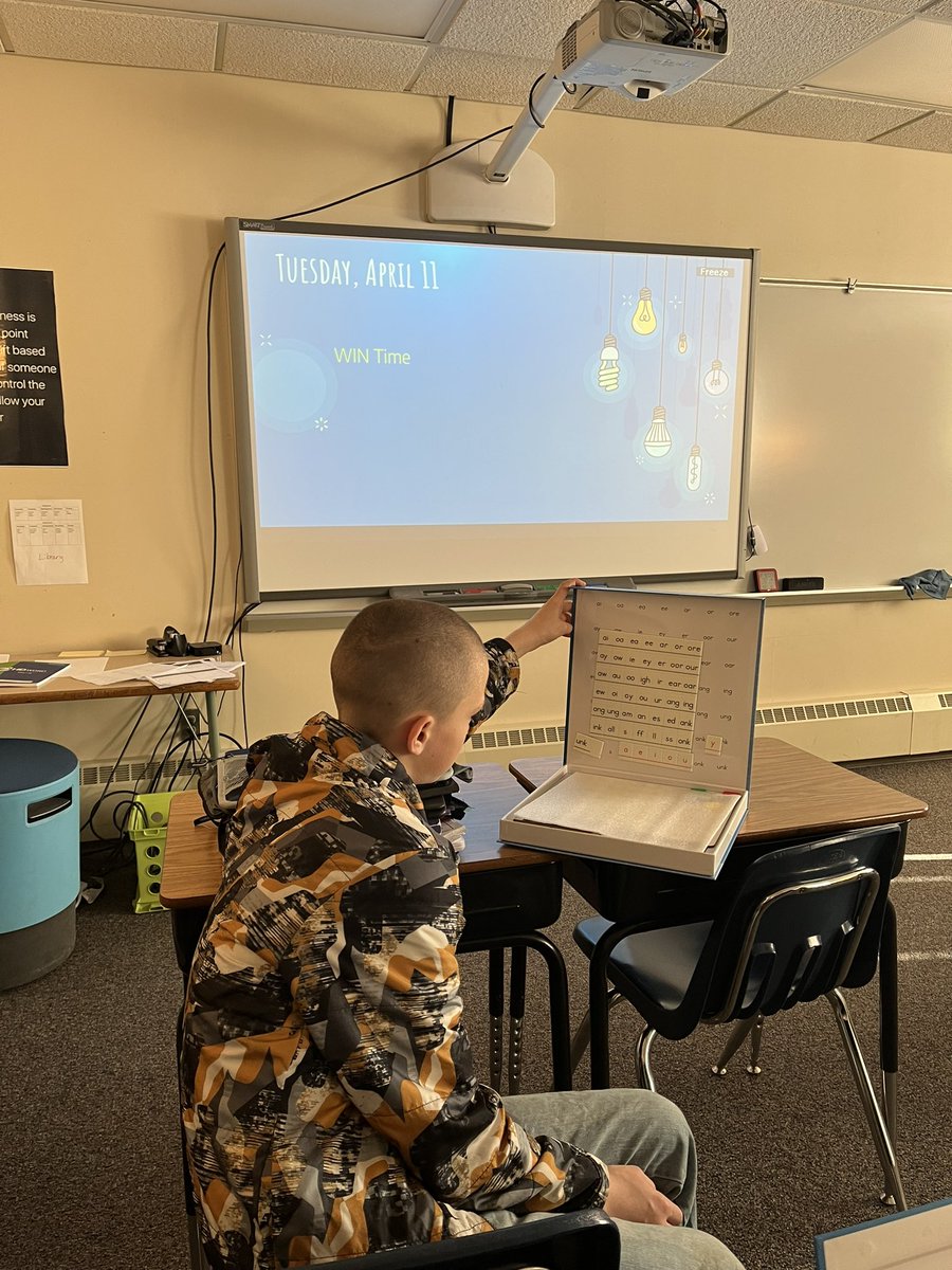 6th grade WIN (What I Need) Time kicked off today! Our teachers continue to meet students where they are and provide differentiated opportunities for them to challenge themselves in their learning. <a href="/vmsroyals/">Valley Middle School</a>