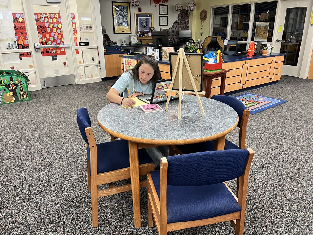 Gaileylk's tweet photo. Mesita Library students solving the crime after learning about matter using Scientific evidence, technology, and some teamwork.  @EPISDLibraries @MesitaElem @sharodickerson @EPISD_ITS @EPISD_GT https://t.co/cFc0ed242I