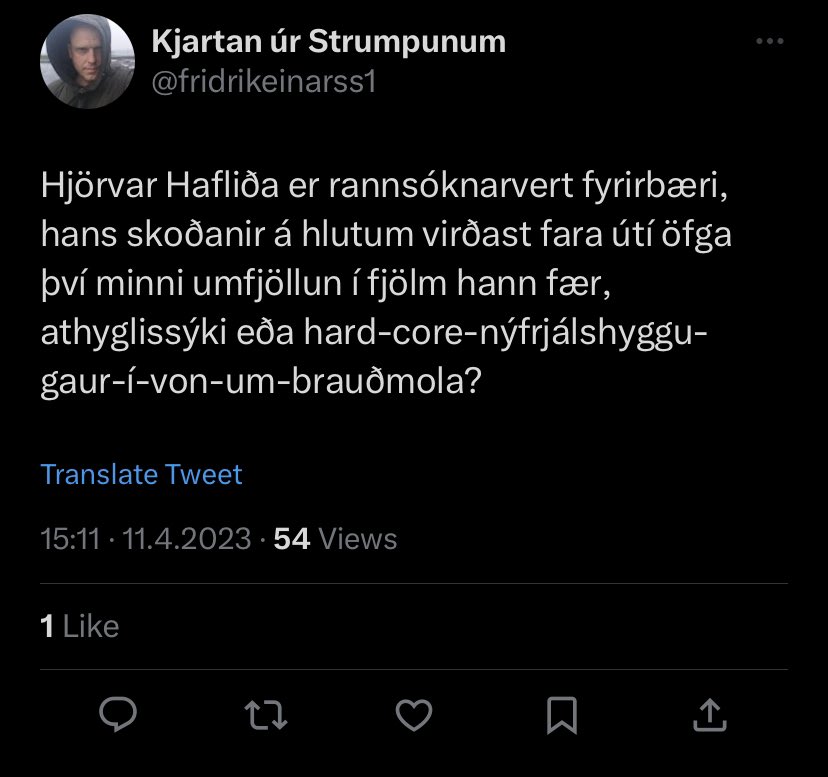 Þá kallaði Friðrik hann Hjörvar eitt sem mér fannst svolítið gott. Hard-core-nýfrjálshyggju-gaur-í-von-um-brauðmola. Fæ að stela þessum