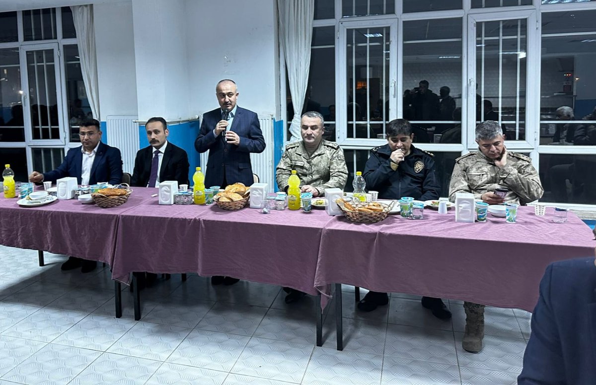 akcakalegovtr's tweet photo. Şehit Yakınları ve Gazilerimiz ile iftar yemeğinde bir araya geldik. https://t.co/Vu1YyRoxWB