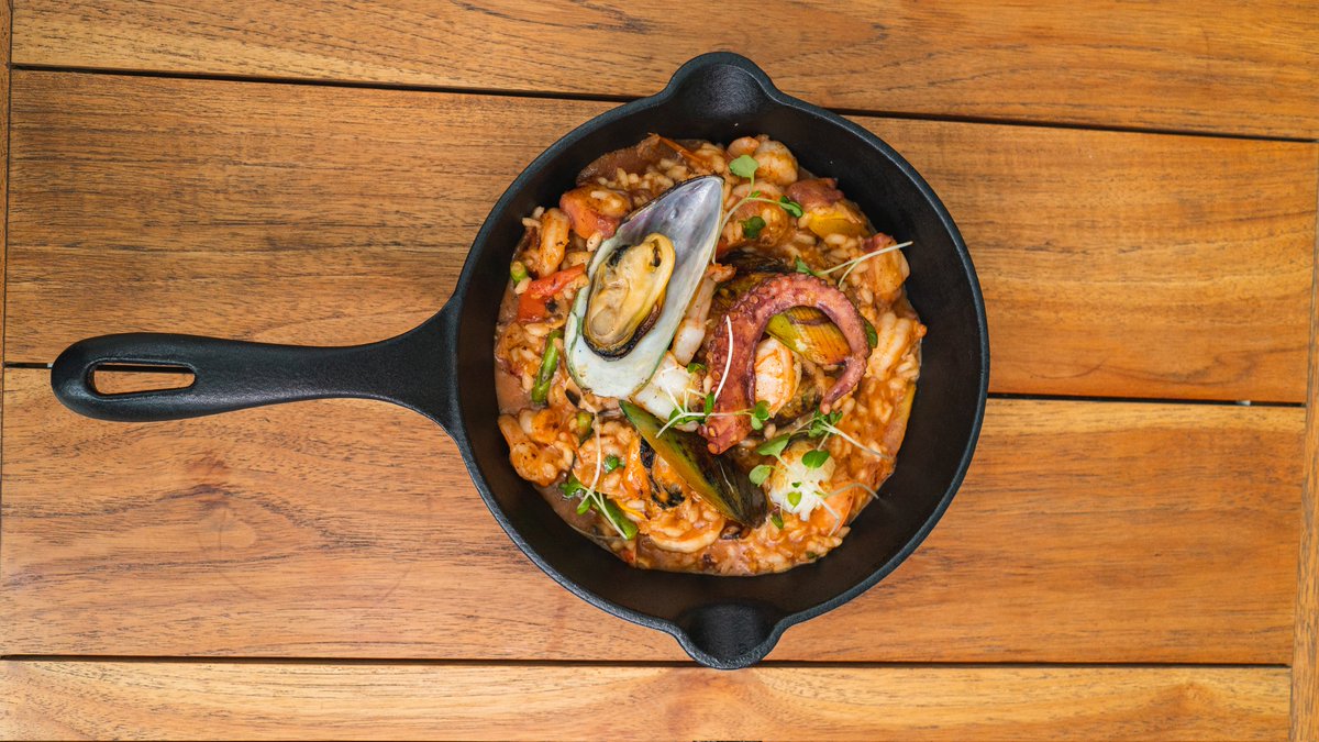 carlosHcoll's tweet image. Risso, frutos del mar....#Pimento @MarriottBogota #theplacetobe